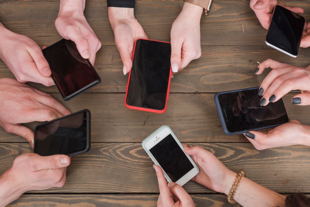 The Best Budget Phones That Don’t Feel Cheap